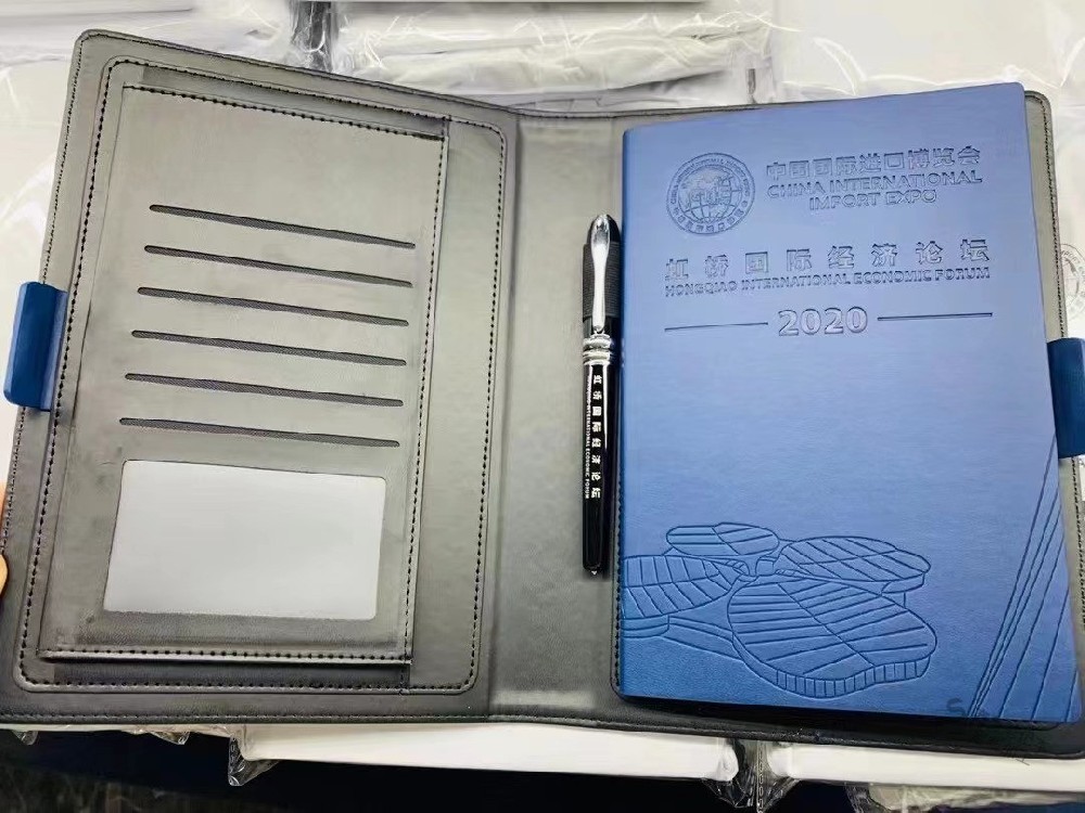 探討皮質記事本的魅力：為什么它成為時尚達人的必備品？